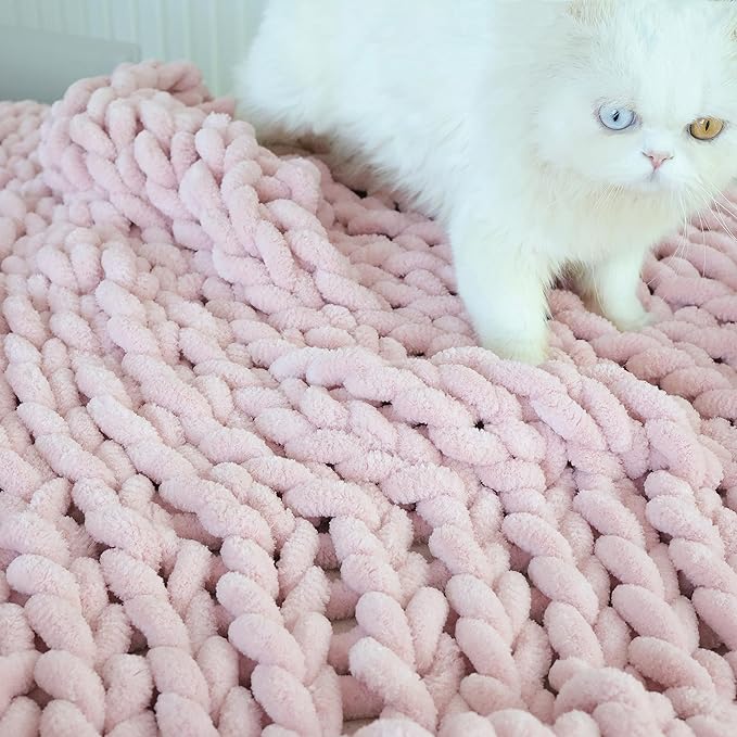 Maetoow Chenille Chunky Knit Blanket Throw (60×80 Inch), Handmade Warm & Cozy Blanket Couch, Bed, Home Decor, Soft Breathable Fleece Banket, Christmas Thick and Giant Yarn Throws, Light Pink