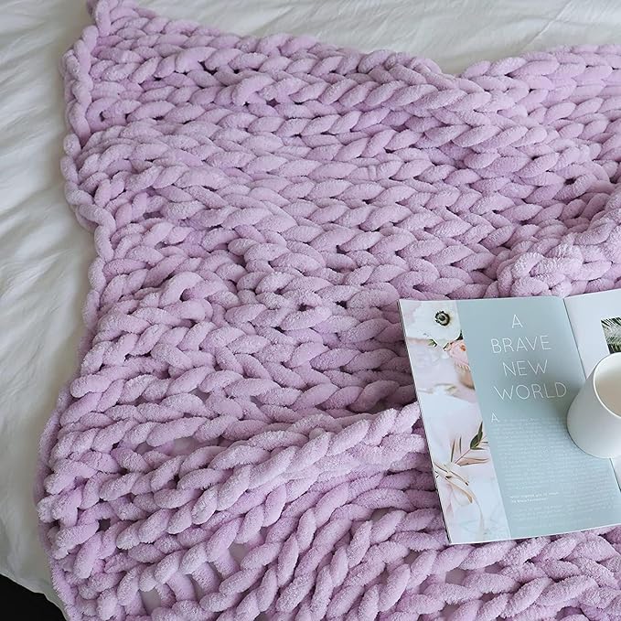 Maetoow Chenille Chunky Knit Blanket Throw (50×60 Inch), Handmade Warm & Cozy Blanket Couch, Bed, Home Decor, Soft Breathable Fleece Banket, Christmas Thick and Giant Yarn Throws,Purple
