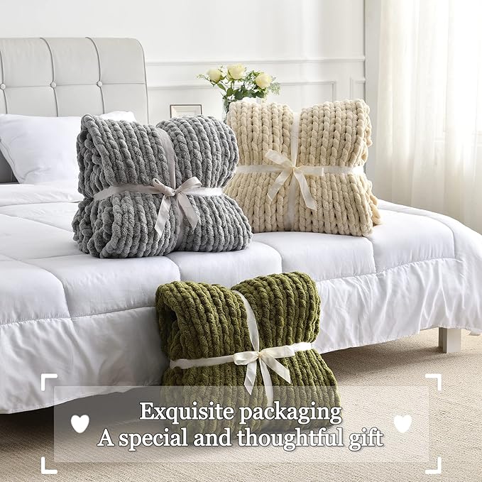 Maetoow Tighter Version Chenille Chunky Knit Blanket Throw 50×60 Inch, Handmade Warm & Cozy Blanket Couch, Bed, Home Decor, Soft Fleece Banket, Boho Thick Blankets and Giant Yarn Throws,Olive Green