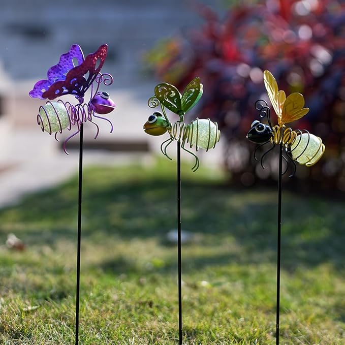 Garden Decor for Outside,3 Pcs Luminous Insect Garden Decorative Stakes,Glow in The Dark Bee Lights Metal Yard Art,Waterproof Outdoor Spring Lawn Patio Pathway Decoration for Mom,Women,Grandma