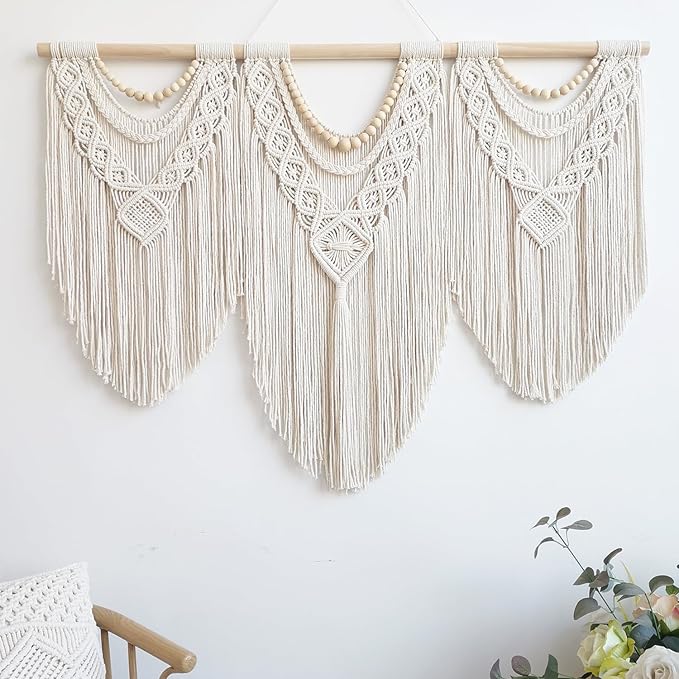 guzhiou large macrame wall hanging - Boho Tapestry Macrame Wall Decor Art- Chic Bohemian Handmade Woven Tapestry Home Decoration for Bedroom Living Room Apartment Wedding Party - 43"x32" (Wood bead)